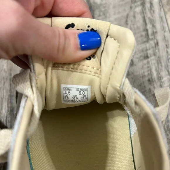 Vans Cream and White Low-Top Athletic Sneakers - Picture 3 of 4